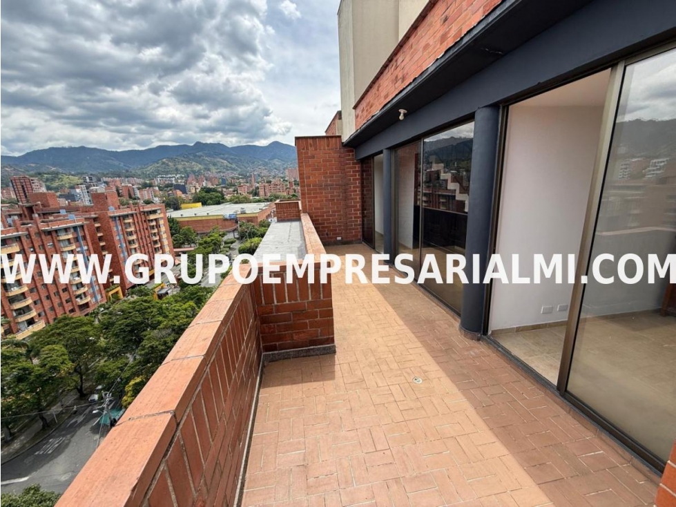 ESPECTACULAR PENT HOUSE EN ARRIENDO - SECTOR LAURELES COD: 34039