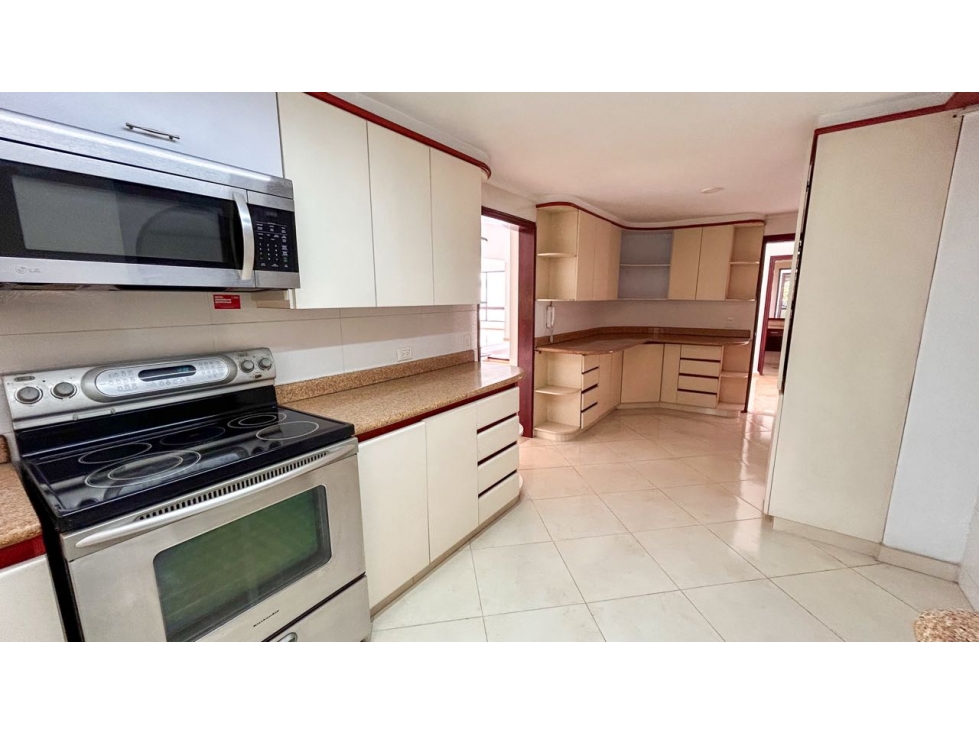 ESPECTACULAR PENT HOUSE PARA REMODELAR EN EL CAMPESTRE/ EL POBLADO — foto 4