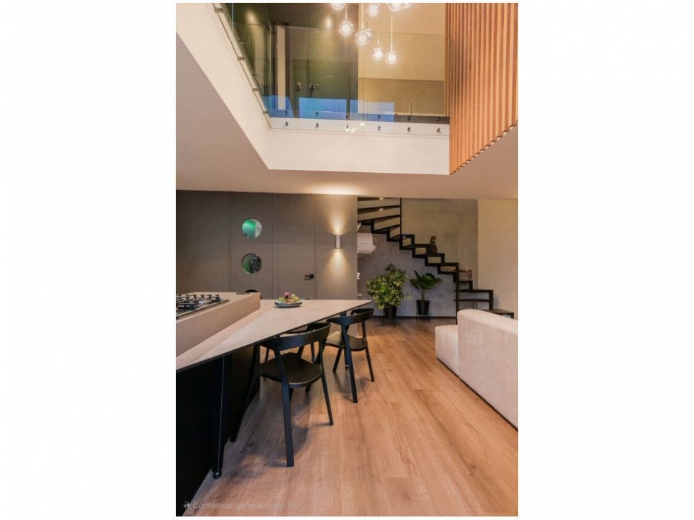 Espectacular Penthouse en El Poblado Amoblado 130 Mts.
