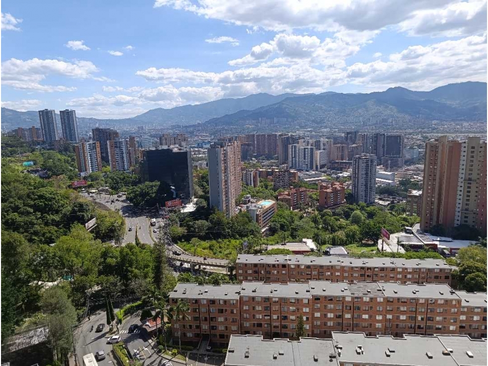 Espectacular vista. Apto duplex Loma del Indio. Dos alcobas.