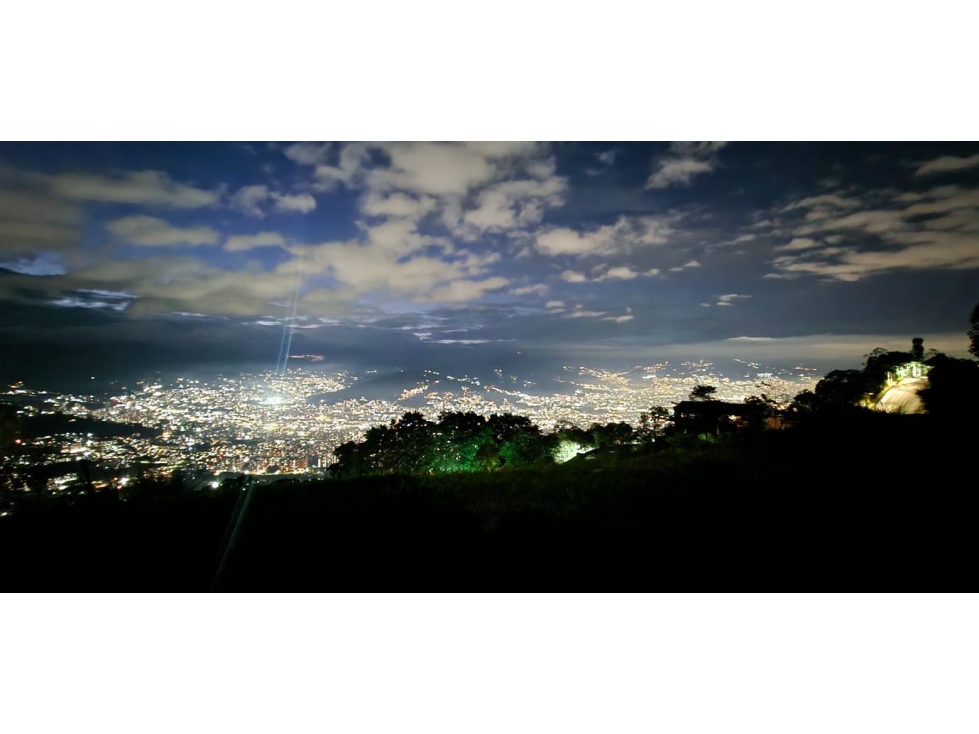 ESPECTÁCULAR LOTE EN EL ALTO DE PALMAS CON VISTA A LA CIUDAD — foto 5