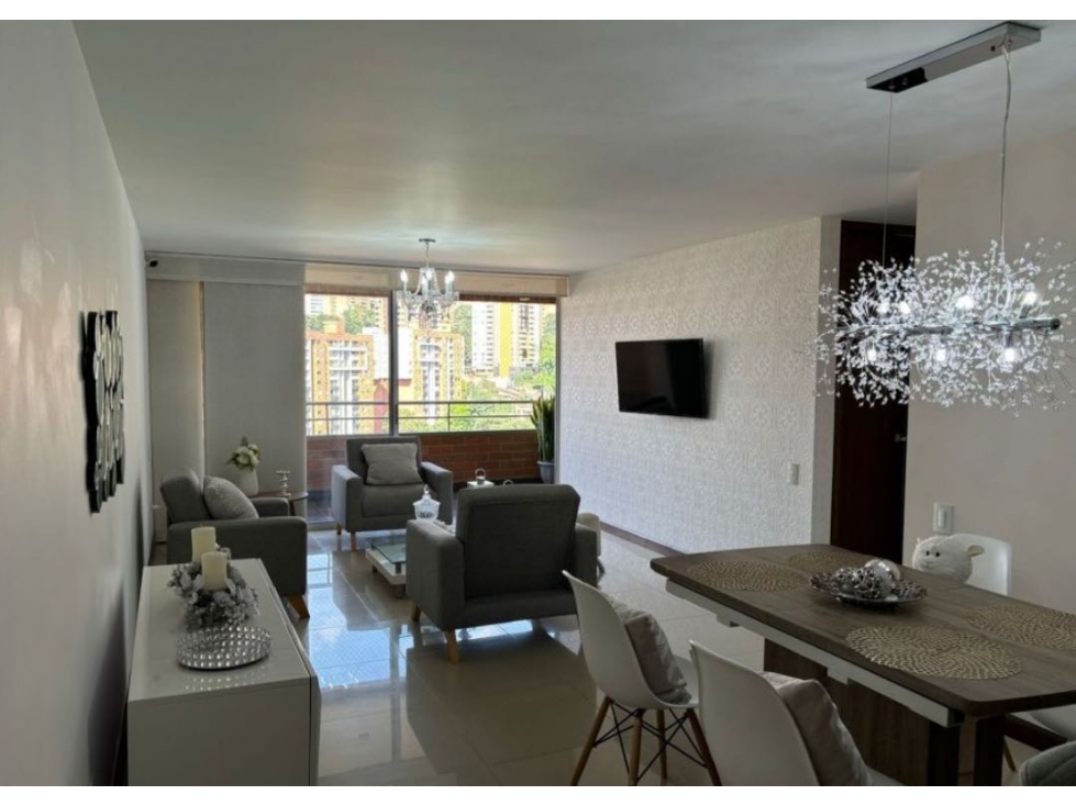 ESPECTULAR APARTAMENTO EN ENVIGADO SECTOR LOMA DEL ESMERALDAL — foto 3