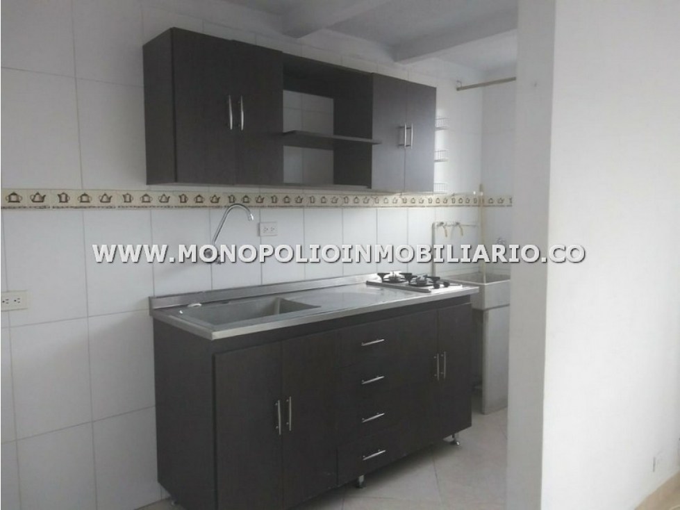 APARTAMENTO EN VENTA - SECTOR LA AURORA COD: 17830 - 1