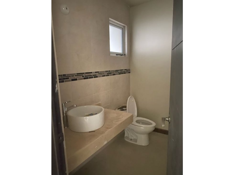 Renta casa de 3 niveles en Terrazas Residencial con paneles — foto 4