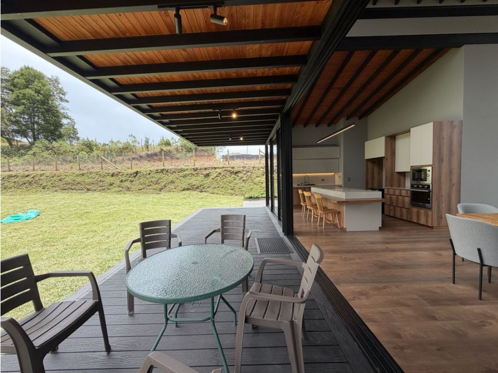 ESTRENA CASA EN UN NIVEL EN VILLAS DE MONTESERENO — foto 3
