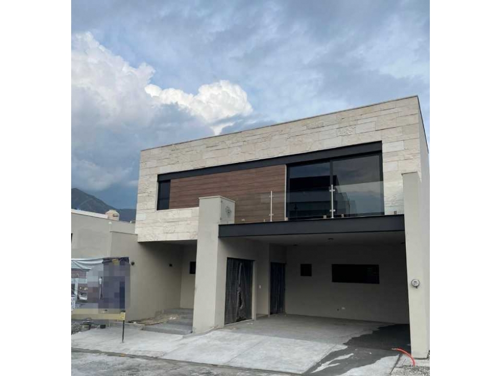 Casa en venta en Mítica Residencial en Santiago, Nuevo León