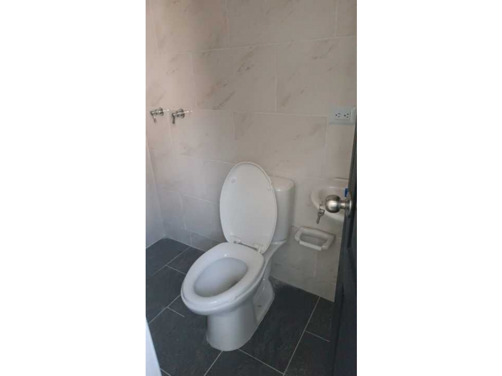 Se arrienda Aptoestudio para estrenar en simón bolivar — foto 2