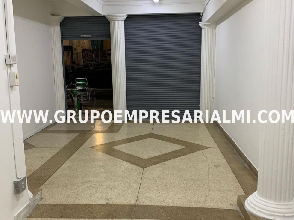 ESTUPENDO LOCAL EN ARRIENDO - SECTOR SANTA MARÍA COD: 30643 - 3