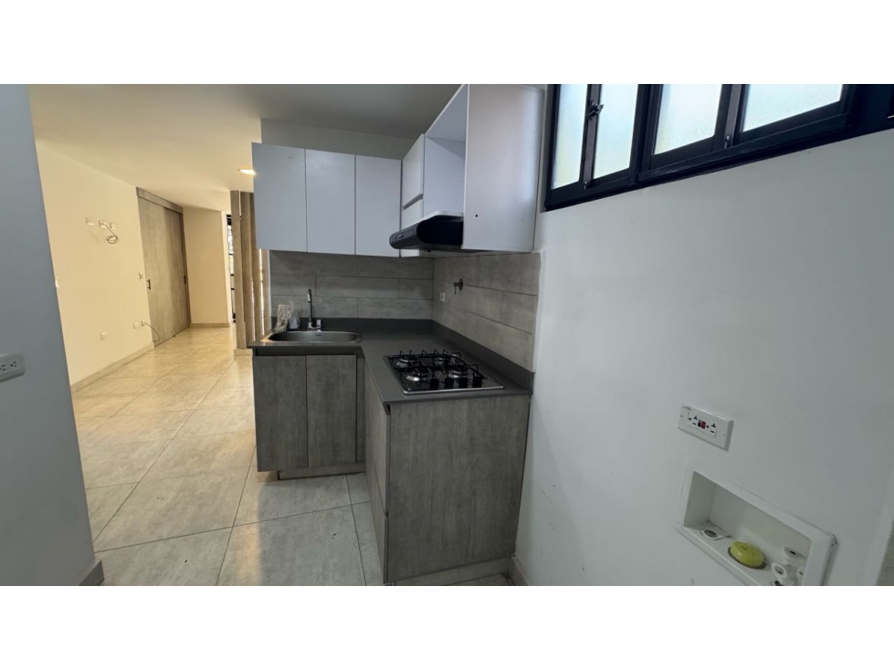 Excelente Apartaestudio Con Terraza en Venta Sabaneta Las Lomitas — foto 3