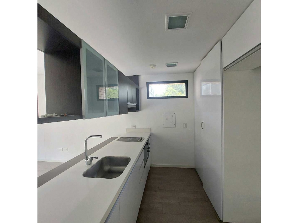 Excelente Apartaestudio en VENTA. FIZEBAD EL RETIRO. MAYORES DE 50. — foto 4