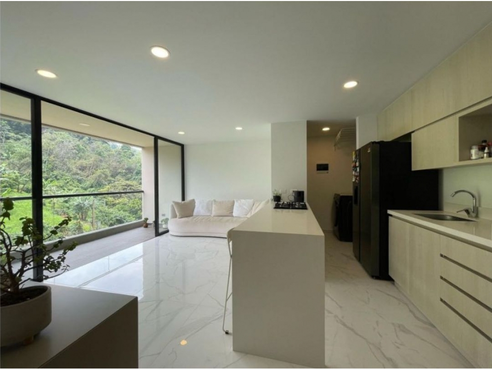EXCELENTE APARTAMENTO EN ENVIGADO SECTOR EL TRIANON UNIDAD CAMPESTRE — foto 4