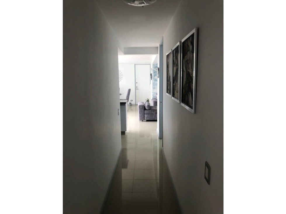 EXCELENTE APARTAMENTO EN ENVIGADO ALTO DE LAS FLORES PISO ALTO Y VISTA — foto 6