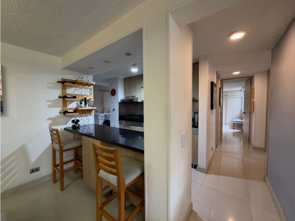 Excelente apartamento en La Loma de Los Bernal — foto 3