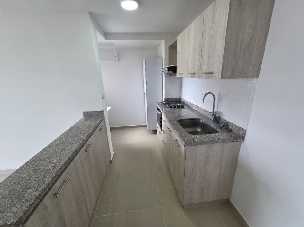 EXCELENTE APARTAMENTO EN SABANETA SECTOR LAS LOMITAS