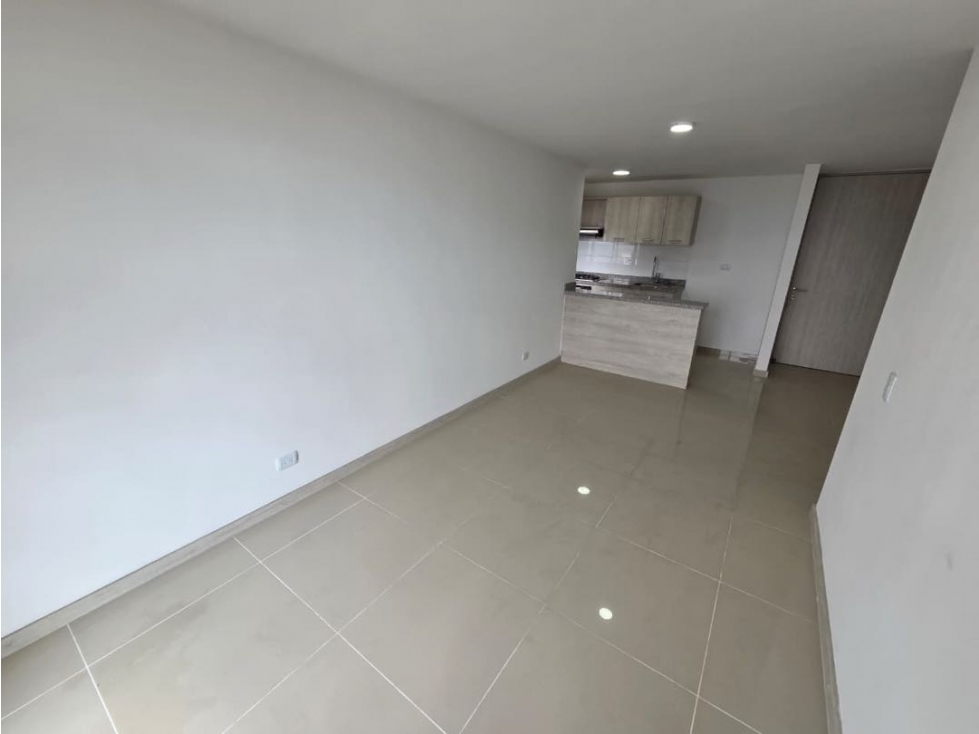 EXCELENTE APARTAMENTO EN SABANETA SECTOR LAS LOMITAS — foto 3