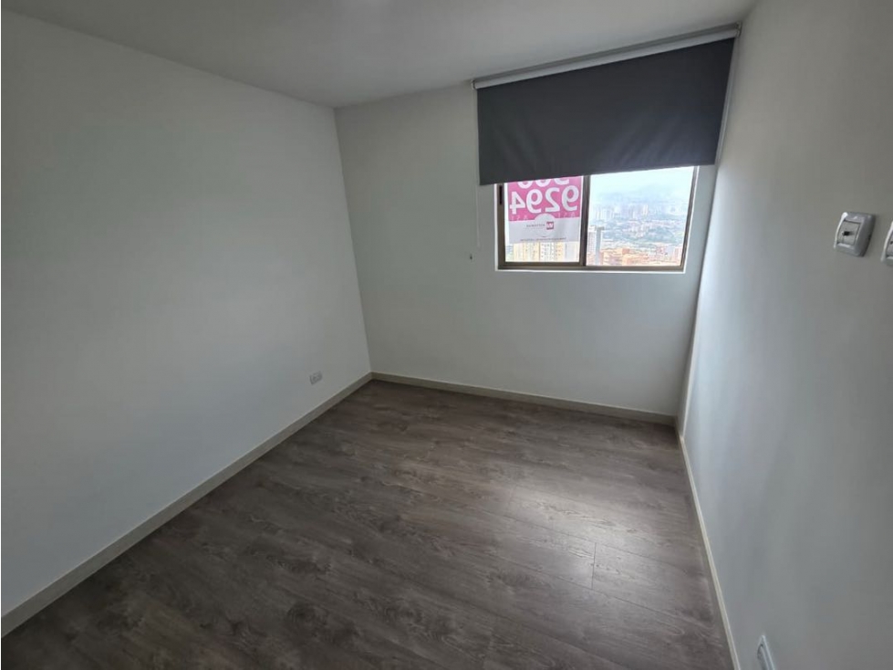 EXCELENTE APARTAMENTO EN SABANETA SECTOR LAS LOMITAS — foto 4