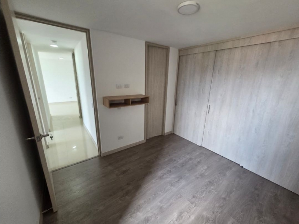 EXCELENTE APARTAMENTO EN SABANETA SECTOR LAS LOMITAS — foto 6