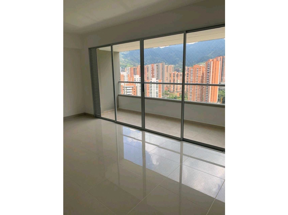 EXCELENTE APARTAMENTO EN SABANETA.