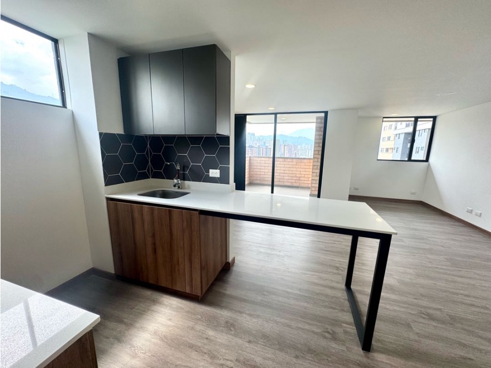 Excelente apartamento en venta - Envigado Cesion de Derechos
