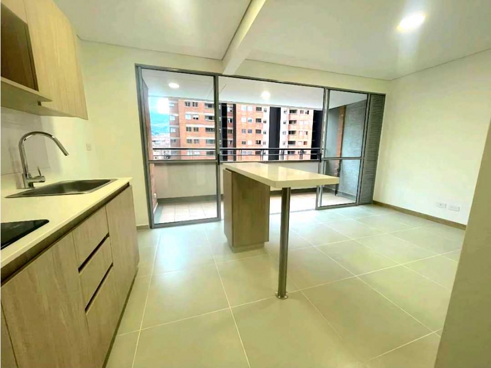 EXCELENTE APARTAMENTO EN VENTA EN ITAGUI SECTOR FATIMA — foto 3
