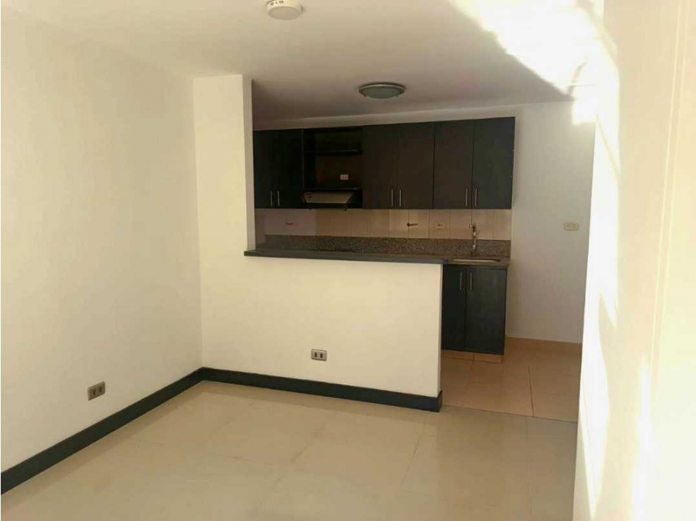 EXCELENTE APARTAMENTO EN VENTA EN ENVIGADO CAMINO VERDE — foto 2