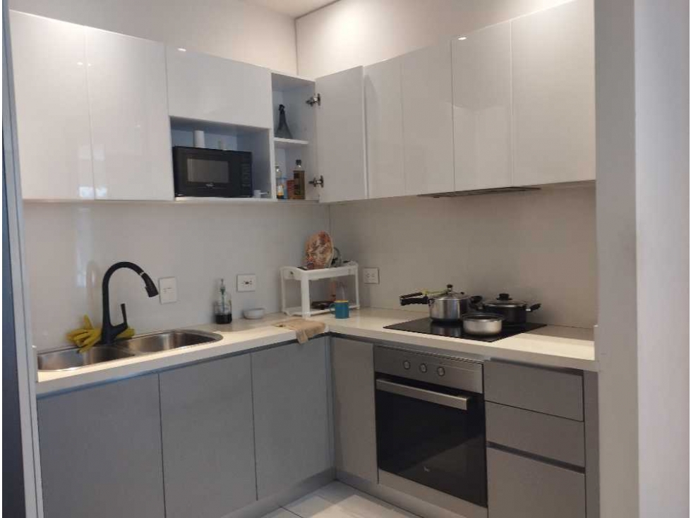 EXCELENTE APARTAMENTO MODERNO EXTERIOR EN VENTA EN CHICO — foto 5
