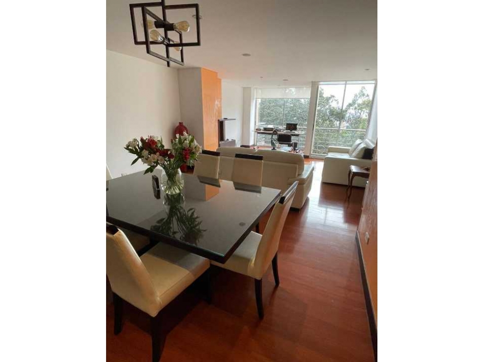 EXCELENTE APARTAMENTO EXTERIOR EN VENTA EN EL CASTILLO CON BALCÓN