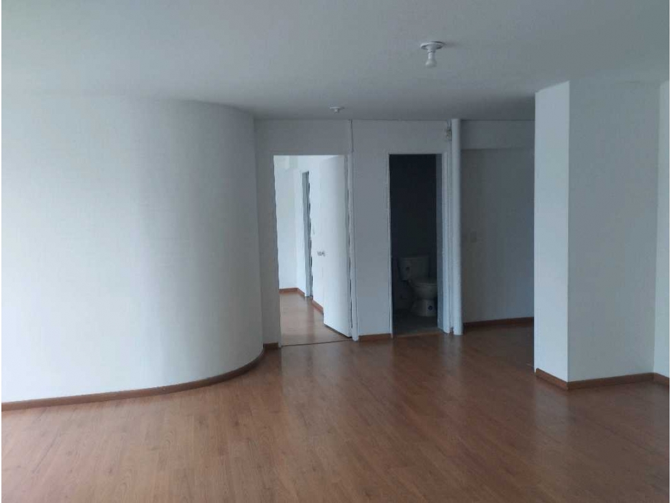 EXCELENTE UBICACIÓN APARTAMENTO EN VENTA EN LA SOLEDAD — foto 4
