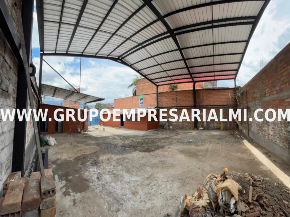 EXCELENTE BODEGA EN ARRIENDO - SECTOR SURAMERICANA COD: 32661