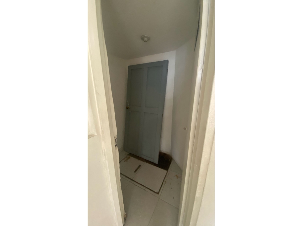 Excelente Bodega 200m2 en venta en sector NQS x calle 63 ROSARIO — foto 6