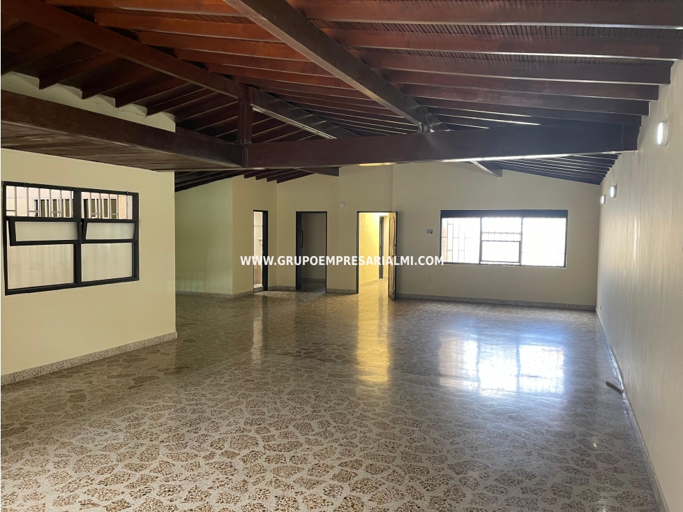 EXCELENTE CASA COMERCIAL EN ARRIENDO - SECTOR LAURELES COD: 32531 — foto 6