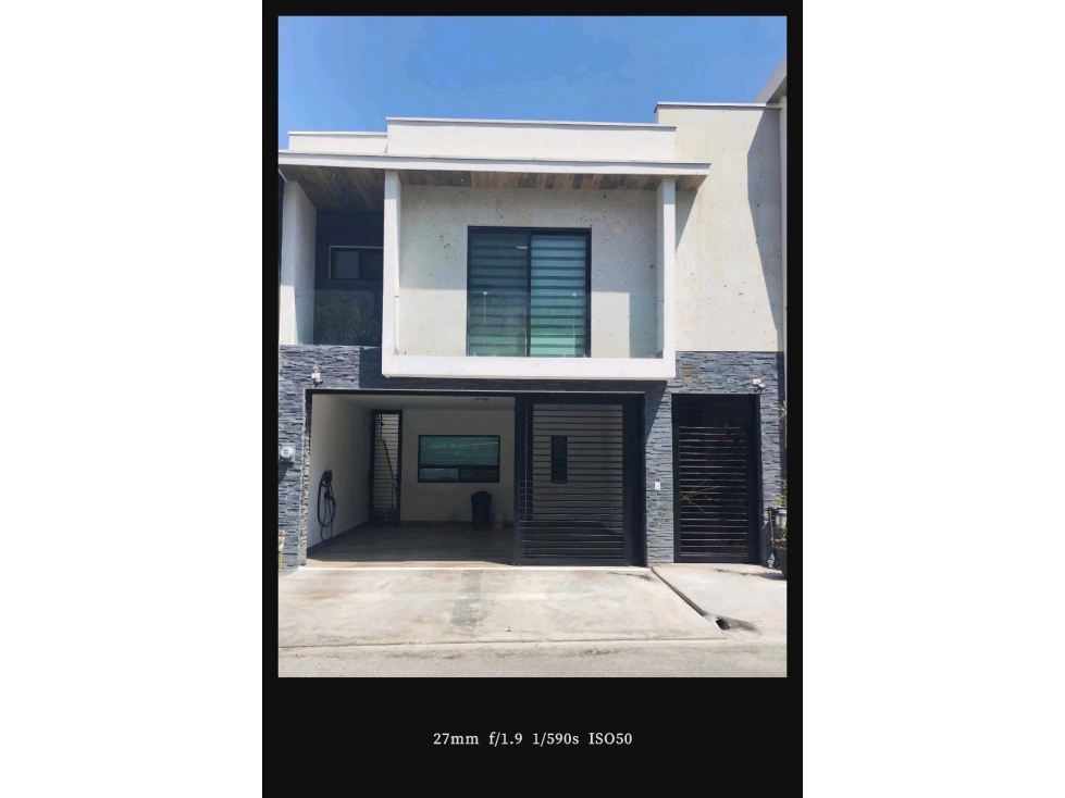 OPORTUNIDAD DE CASA EN VENTA BOSQUES DE LA CIMA ,ZONA CUMBRES