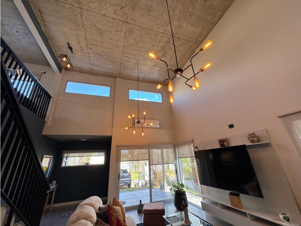 Excelente casa en barrio Los Paraisos — foto 4