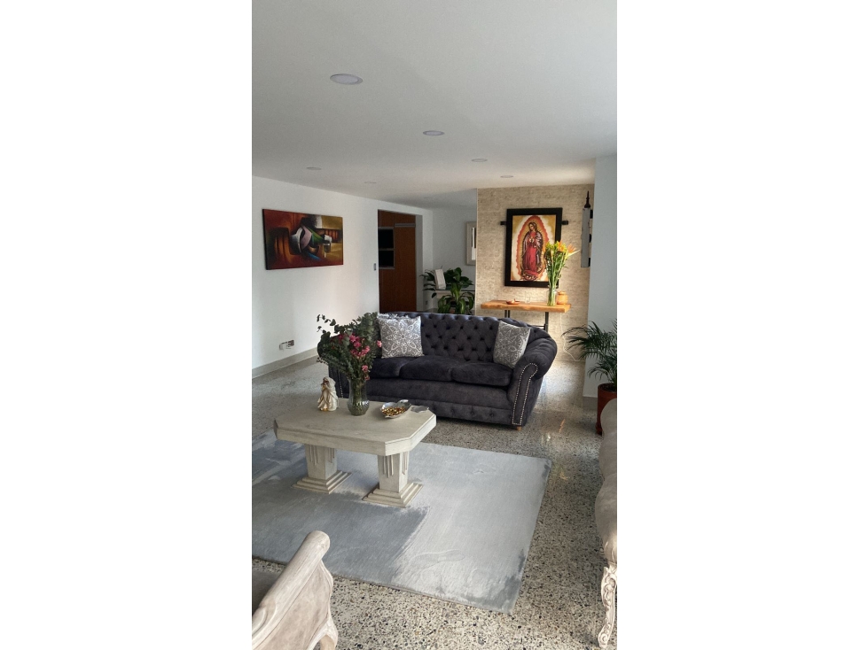 Excelente CASA Laureles 3er. piso y último en propiedad horizontal. — foto 3