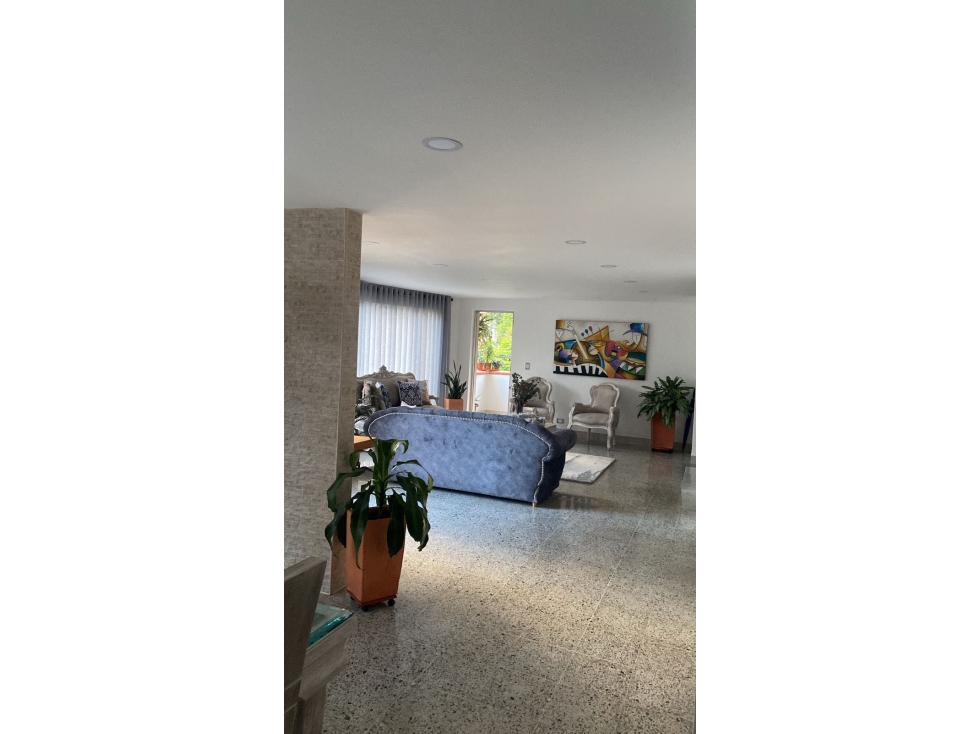 Excelente CASA Laureles 3er. piso y último en propiedad horizontal. — foto 6
