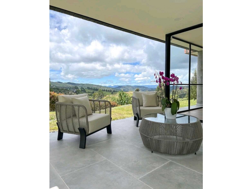 Excelente casa en venta. ALTO DE LAS PALMAS, ANTES DEL PEAJE. — foto 2