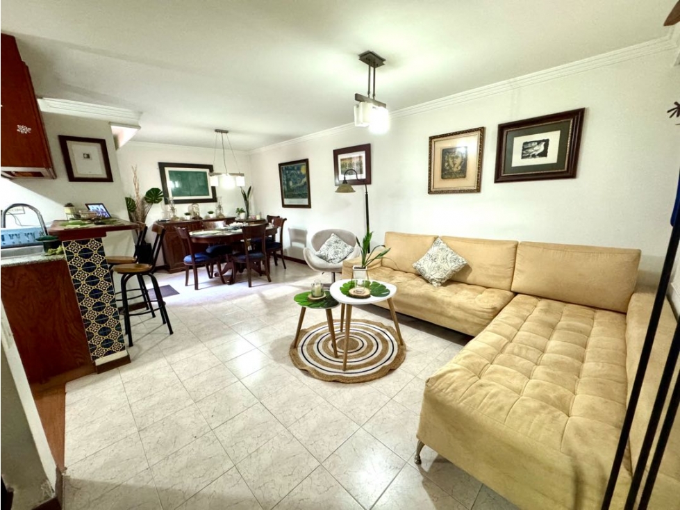 Excelente casa en venta en El Escobero parte baja — foto 2