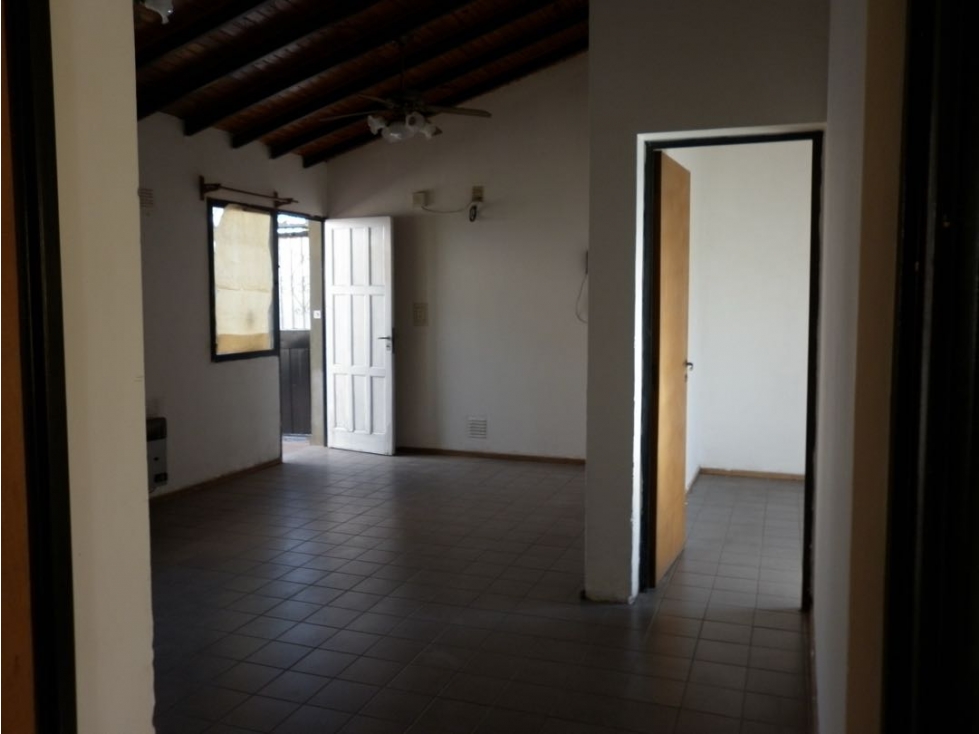 Excelente Casa Oportunidad - 4