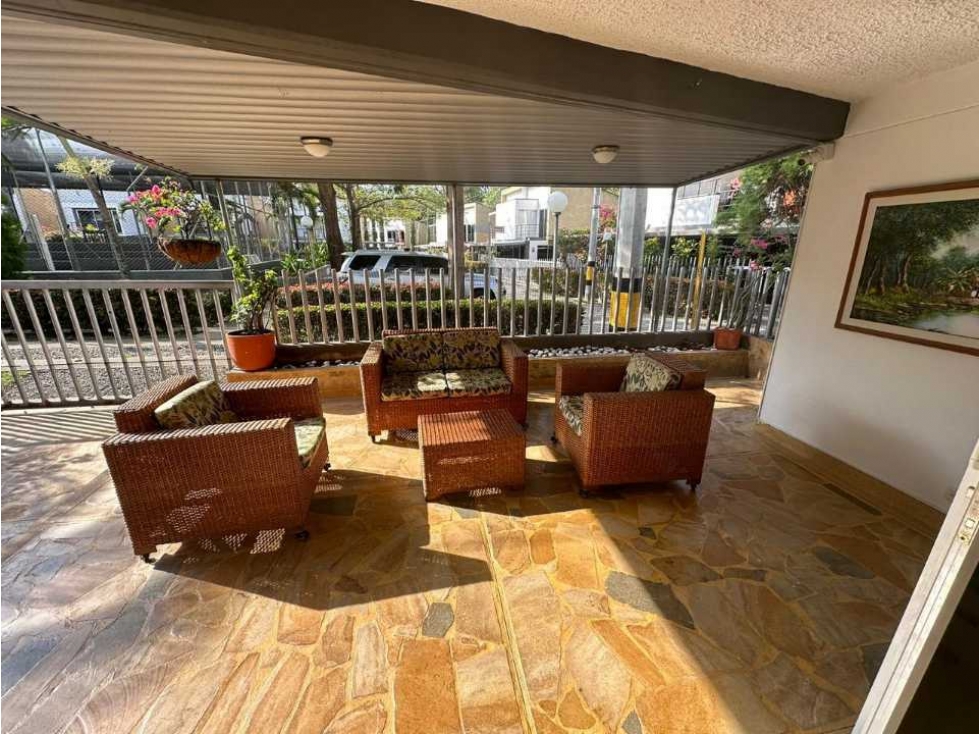 EXCELENTE CASA SANTA FE DE ANTIOQUIA UNIDAD CERRADA