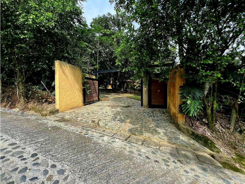 EXCELENTE FINCA EN SAN JERONIMO