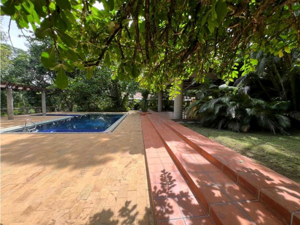 EXCELENTE FINCA EN SAN JERONIMO — foto 4