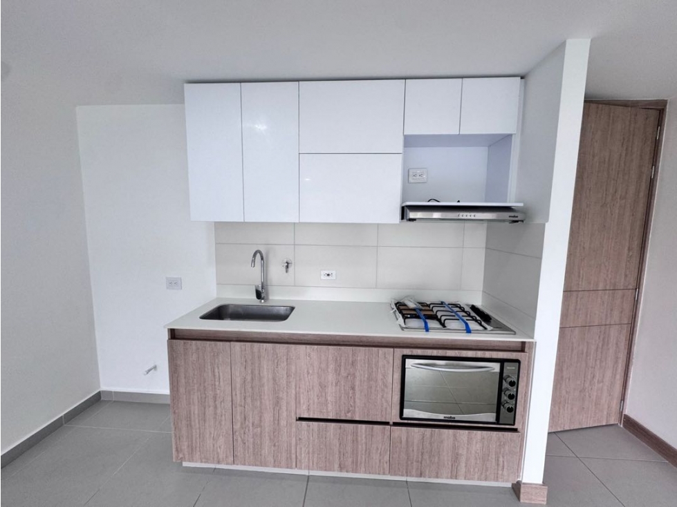 EXCELENTE INVERSION APARTAMENTO SABANETA PAN DE AZUCAR — foto 3