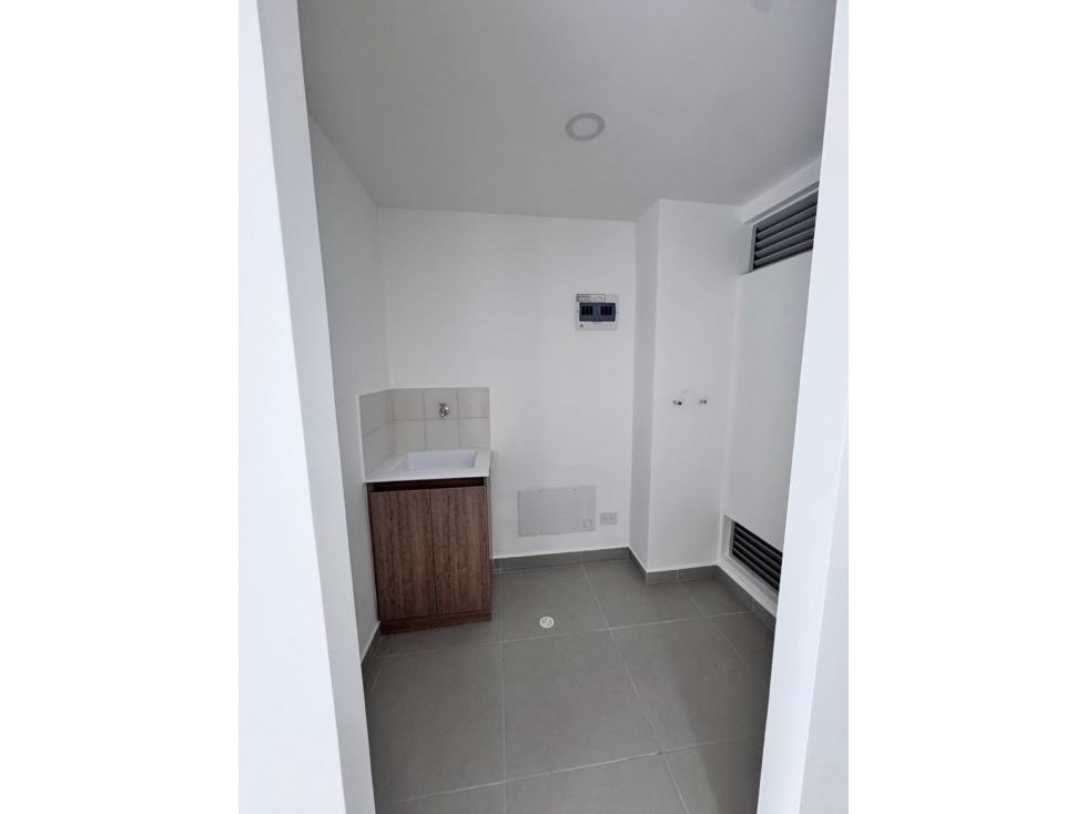 EXCELENTE INVERSION APARTAMENTO SABANETA PAN DE AZUCAR — foto 5