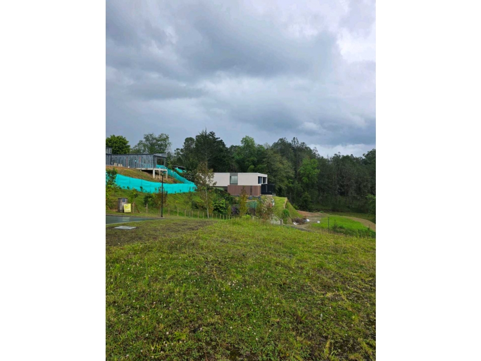 Excelente LOTE PLANO en VENTA. EN PARCELACIÓN EL RETIRO SECTOR FIZEBAD — foto 6