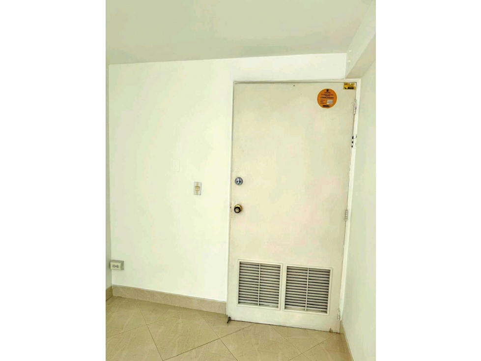 EXCELENTE OFICINA EN VENTA BELEN LA MOTA MEDELLÍN — foto 2