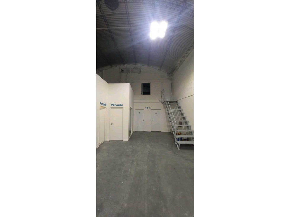 Excelente oportunidad venta de galpón en Tupungato - 4