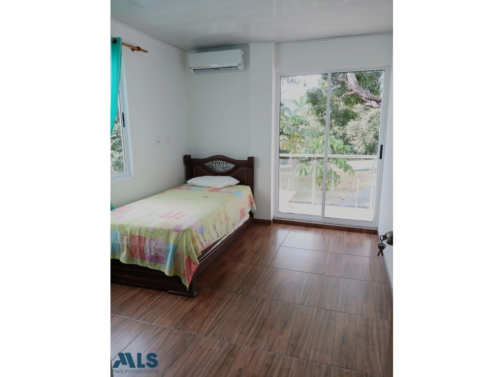 EXCELENTE PROPIDAD EN SAN JERONIMO(MLS#256476) - 1