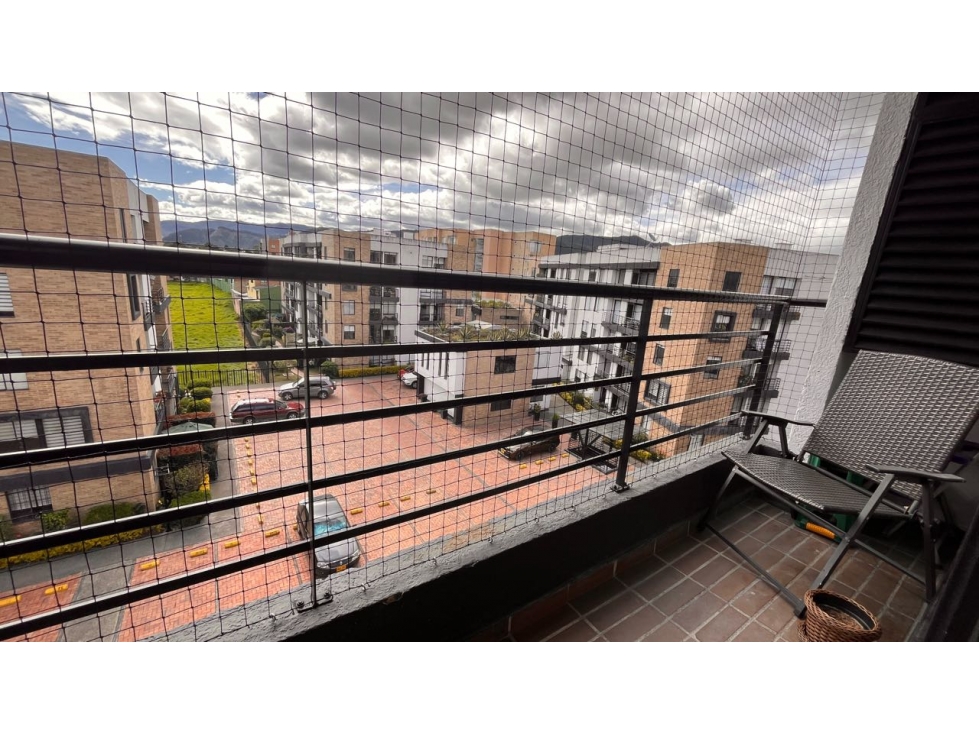 Apartamento esquinero. Excelente remodelado 4 alcobas. Cajicá — foto 2
