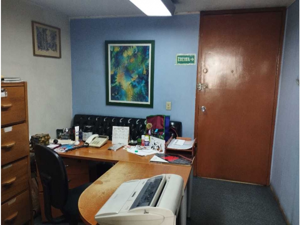 EXCELENTE UBICACIÓN COMERCIAL OFICINA EN VENTA CHAPINERO - 5