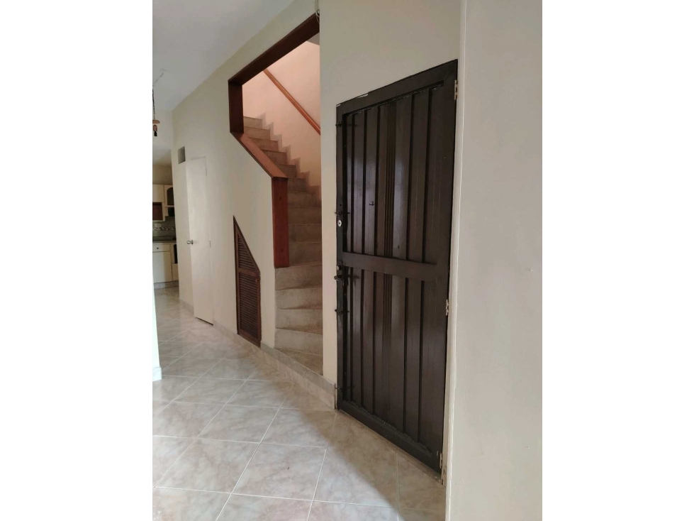 VENTA APTO 2 CUADRAS PARQUE FLORESTA CON TERRAZA 3 ALC 3 SOLO CONTADO — foto 4